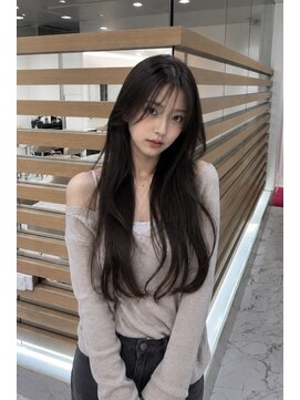 リゼル ユア 渋谷(RISEL YUA) 韓国風ナチュラルロングエクステ