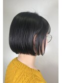 【WILLOW】ラインを出すストレートボブ