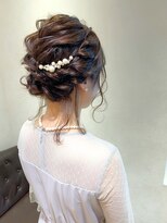 カルテット(Quartett)&nbsp;【Quartett】後れ毛×編み込みルーズシニヨン