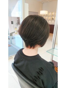 ソラネル(SOLENNEL) ショートボブ