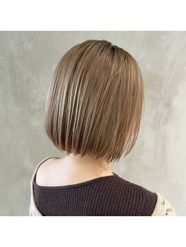 ルネ 北千住(Renee) タッセルボブ_カーキグレージュマッシュショート