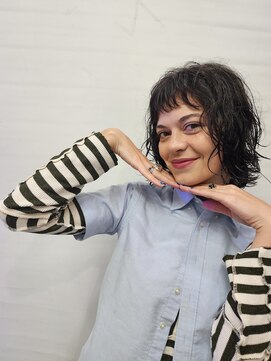 バックボッカー(BACK BOCKER) ウェーブボブ