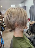 ショート×アッシュベージュ