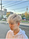 マッシュ束感イケメンモテ髪ホワイトカラー流行ニュアンスパーマ