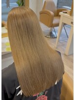 タブーセントラル(TABOO Central)&nbsp;ブリーチなしダブルカラーでつくるベージュ