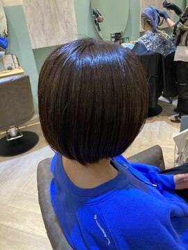 アンフィ 矢向(Anphi) 10-41 丸みボブ