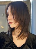 顔周りレイヤーカットくびれヘアミルクティーベージュカラー