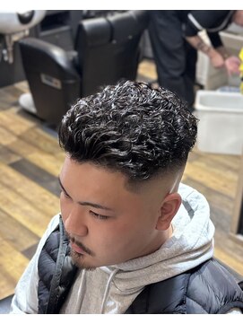 バーバーブロス(BAR BER bro's) 極道パーマ/スキンフェード/浦安/メンズパーマ