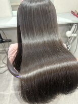 アンダーバーホワイト 広島 本通店(_WHITE)&nbsp;艶髪縮毛矯正