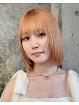 ソル ジングウマエ(SOL JINGUMAE) 切りっぱなしミディアム顔周りレイヤーペールピンクベージュ30代