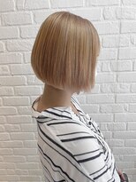 デイジー インデックスヘア 大島店(DAISY index hair)&nbsp;レイヤーボブボブレイヤーカットブロンドカラー切りっぱなしボブ