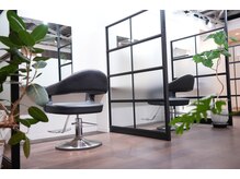 カミエ(kamie)の雰囲気（視線の気にならない半個室です☆）