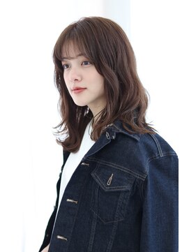 外ハネ☆ひし形シルエット☆ゆる巻きミディ【イルミナカラー】