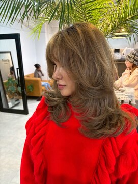 メリー オオサカ(Merly Osaka) 海外レイヤーカット/似合わせカット