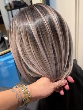 ハーパーズ 渋谷(harpers) ホワイトベージュシャドールーツバレイヤージュカラー