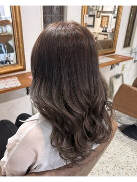 サンバイセライロ 千葉(SAN. by celilo) シアーベージュ*くすみカラー/千葉駅/MINA