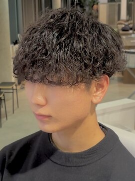 アウラ(AURA) 波巻きパーマツイストスパイラルスパイラルパーマ