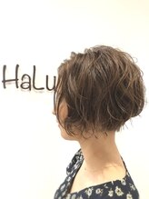 ヘアデザイン ハル(hair design HaLu) #フェミニンショート#スモーキーゴールド