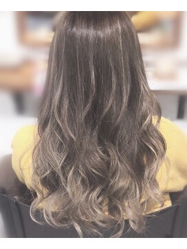 ヘアーステーション ハレラ(Hair station HaLe'LA) 糸チップカラー