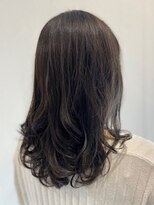 タエビスアリッサム(Taebis Alyssum)&nbsp;大人女子にも人気のグレージュカラー