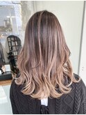 白髪活かしバレイヤージュ ベージュ
