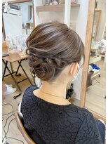 ロカット サロン(Roquat Salon)&nbsp;夜会巻きふわアレンジ【ヘアアレンジ/エクステ/立川/国分寺】