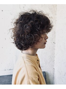ペネロープ(Penelope) ［新宿］スパイラルパーマ/ショートマッシュ