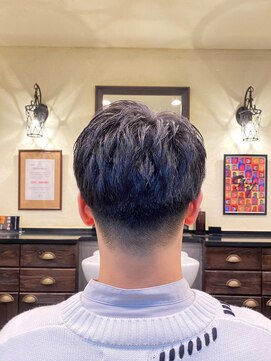 スカイマスターバーバー 渋谷(SKY MASTER BARBER) アップバングショート<理容室>[床屋/シェービング/渋谷]