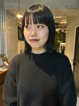 ソイリウム 下北沢(soi rium) レイヤーボブ_切りっぱなしボブ_黒髪ボブ_タイトなボブ