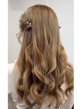 クレア(Crea) お呼ばれ編みおろし 結婚式 アレンジ パーティーヘアセット