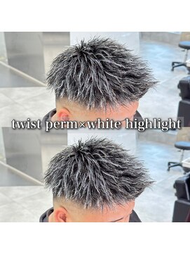 ルースト 心斎橋店(ROOST) ツイストパーマ×ホワイトハイライト