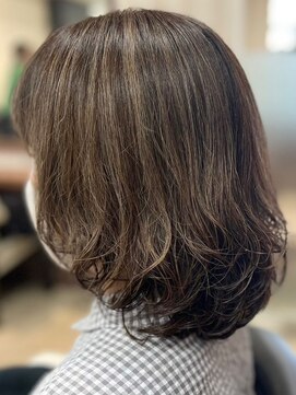 ヘアークリアー 春日部 ミセス 大人可愛いボブ 白髪ぼかしハイライト アッシュベージュ