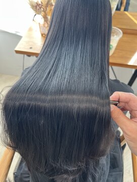 ラヴィエ(RAVIE) 【半田・髪質改善】縮毛矯正/トリートメント/マンツーマン