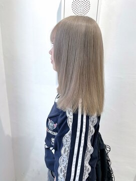 ミュー(Mu) ミルクティーベージュ　黒染め履歴