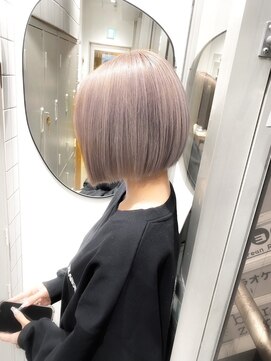 エンネ 新宿(enne) ホワイトカラー/ハイトーンカラー/ボブ/髪質改善/縮毛矯正/新宿