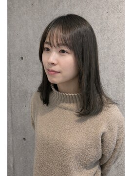 テラ(terra) 透明感グレージュ×鎖骨ミディアム