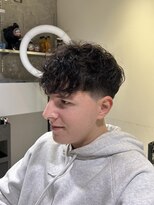 フランクスバーバーザスタンド(Frank’s barber the stand) 飯田橋 ナチュラルショート ルーズショートパーマT