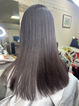 ヘアーデザイン アイリス(hair desigh Airs)の写真/30代からの髪質改善が大好評★30代からの予防髪質改善年代、40代、50代もうねらずパサつかず。綺麗な髪に。