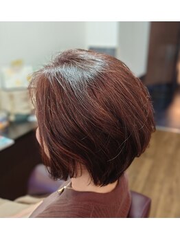 ポッシュ ヘアー(POSH hair)の写真/【垂水駅】≪髪のお悩みを持つ大人女性へ≫垂水で叶う髪と地肌に優しいエイジングケア◎ハリ/コシ/艶に♪