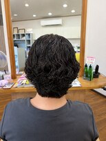 ヘアーズ サエミ&nbsp;さらに短く！ゆるふわパーマで夏を乗り切る♪