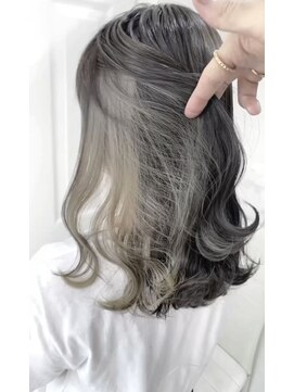 ウーロス(uros.) インナーグレージュ