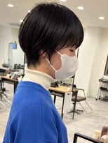 キノ(kino)&nbsp;マッシュショートくびれ丸みアッシュ暗髪20代30代40代