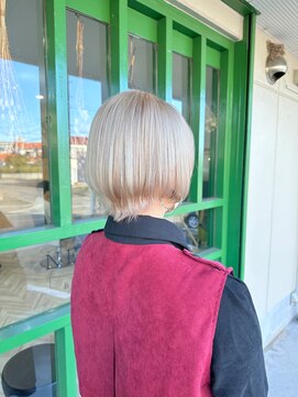 ネバーランド(NEVERLAND) ホワイトベージュボブ