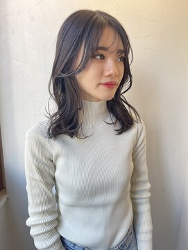 レガロ(REGALO RESORT) 【Suzuki】ミディアムレイヤースタイル