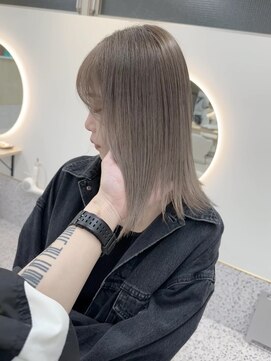 イェッカ パビル(YECCA pabil) グレージュカラー人気（ブリーチ1回）