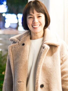 ビュートリアム 福岡(BEAUTRIUM) 乾かすだけで決まる重さを残したフラットボブヘアー