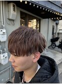 ブラウングレージュ　ツーブロックマッシュショート