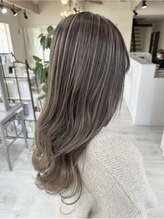 《MIKAKO》ハイライトやバレイヤージュなどデザインカラーも気軽にご相談下さい☆白髪ぼかしハイライトも☆