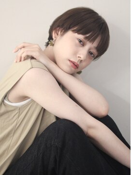 サーカス バイ ビュートリアム 青山(CIRCUS by BEAUTRIUM) 30代　マッシュショート　ショート　ショートカット　青山　小顔