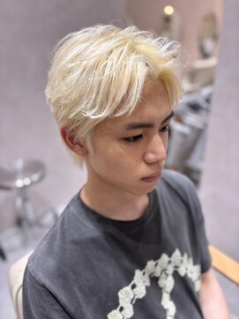 ガーデンヨコハマエスト(GARDEN YOKOHAMA est) スパイキーショート　ハイトーン　ブリーチ